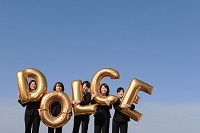 DSC_2530縮小スタッフ 青空すぐ婚.jpg
