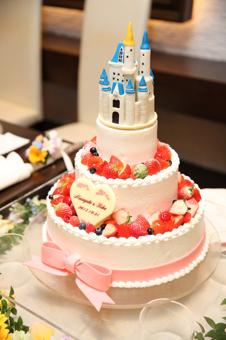 オリジナルウエディングケーキ 公式 ラグナスイート新横浜 ホテル Amp ウエディング 新横浜駅2分の結婚式場